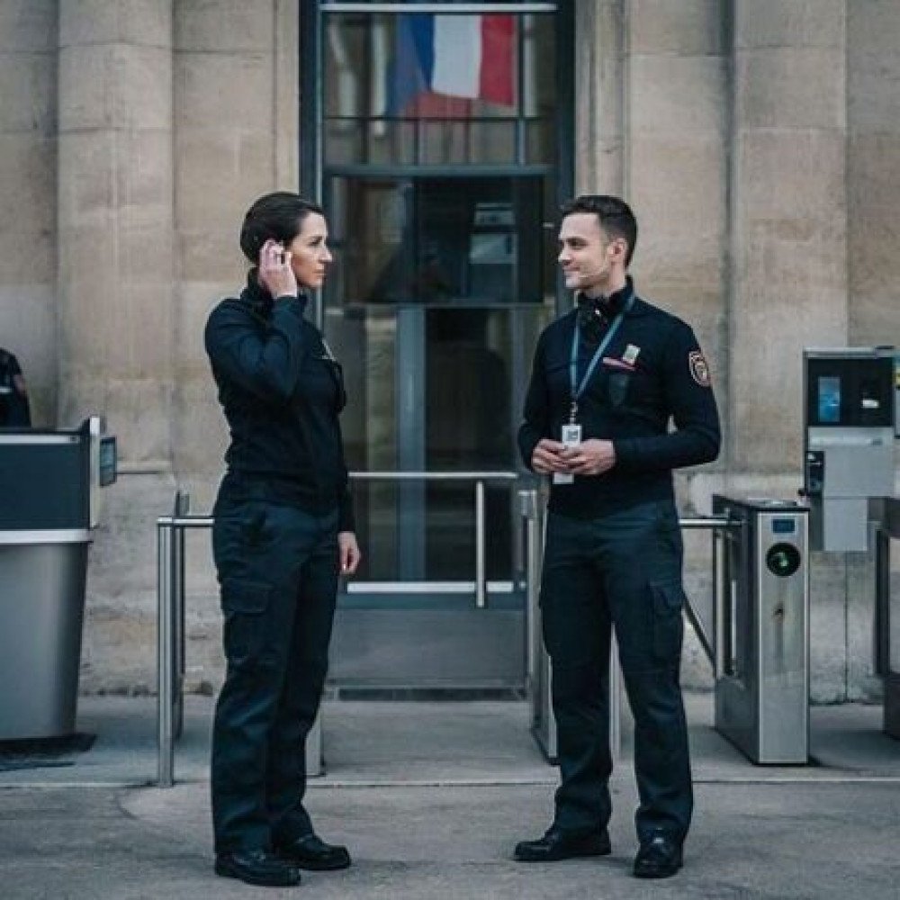 Sites sensibles infrastructures critiques, communication radio professionnelle avec confidentialité continue