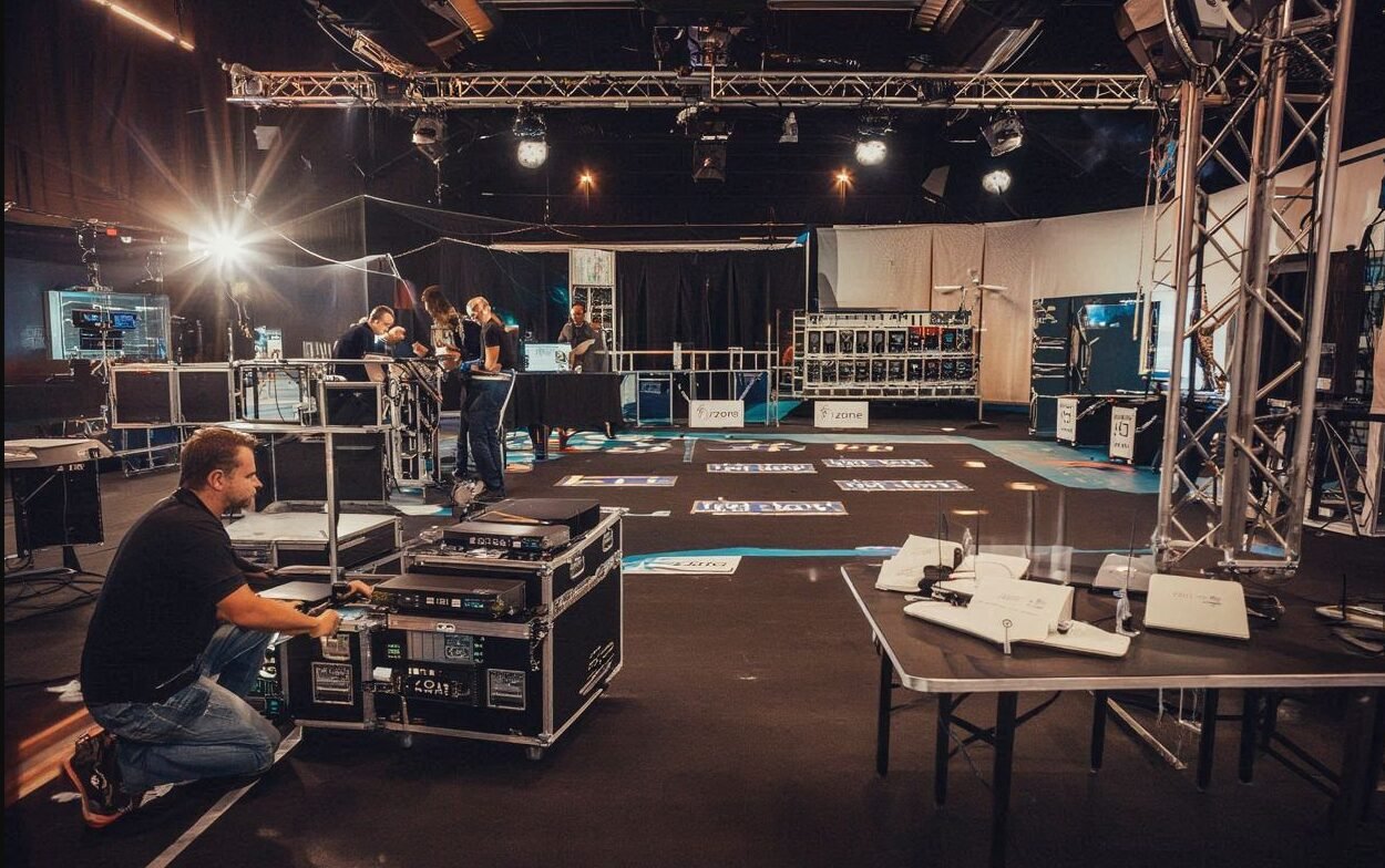 Infrastructure WiFi événementiel professionnel temporaire, réseaux critiques pour coordination et services