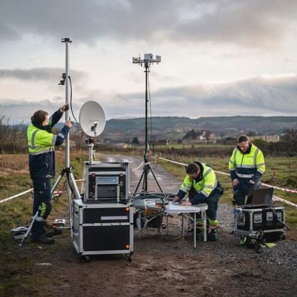 Sites isolés et distants, internet satellite et 4G 5G pour bases temporaires sans infrastructure réseau